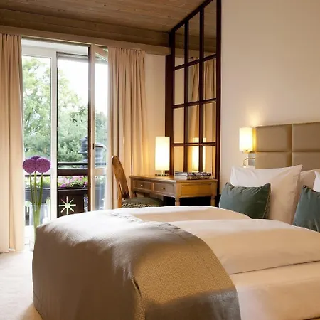 Hotel Alpenhof Murnau 5*