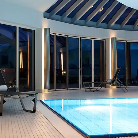 Hotel Alpenhof Murnau 5*