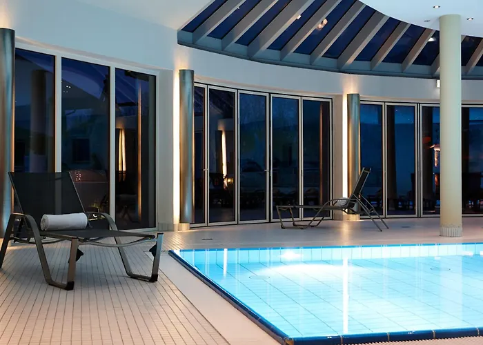 Hotel Alpenhof Murnau 5*